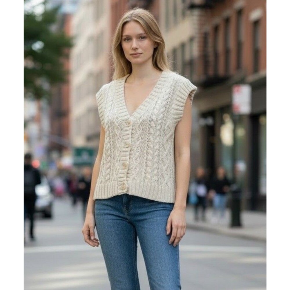 Z Supply Cable Knit Sweater Vest Women's Small Cream Chunky Cropped Button Down